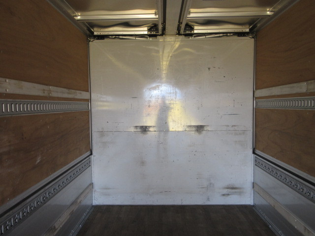 UDトラックス（日産） クオン 大型 ウィング 2PG-CD5CA(100255) 19枚目