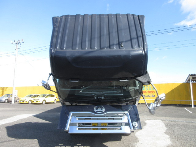 UDトラックス（日産） クオン 大型 ウィング 2PG-CD5CA(100255) 25枚目