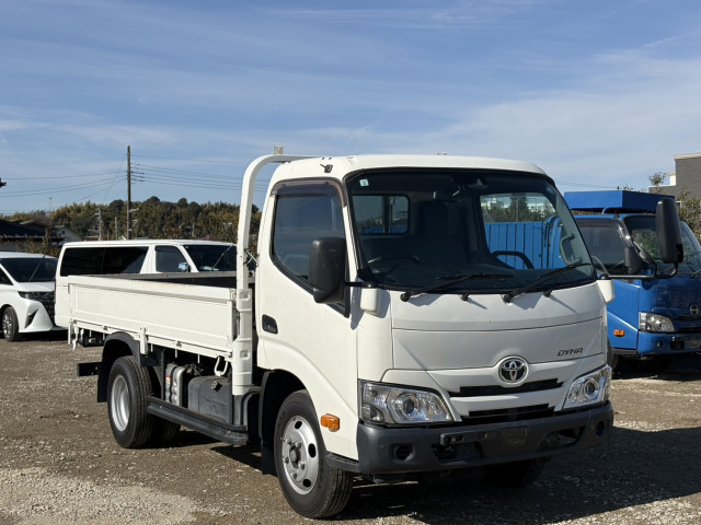 Toyota dyna Small Flat body 2RG-XZU645(100256) 2枚目