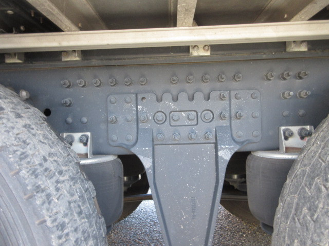 UDトラックス（日産） クオン 大型 ウィング 2PG-CD5CA(100255) 39枚目