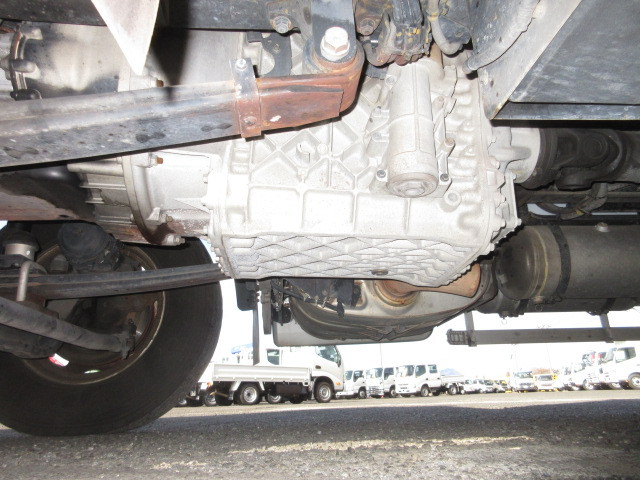 UDトラックス（日産） クオン 大型 ウィング 2PG-CD5CA(100255) 40枚目