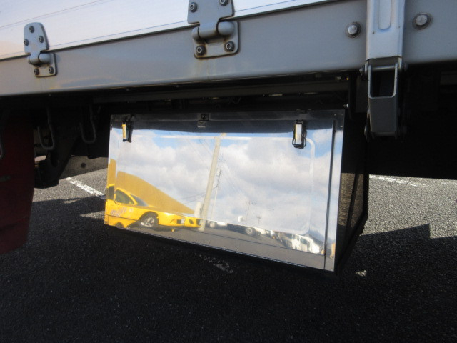 UDトラックス（日産） クオン 大型 ウィング 2PG-CD5CA(100255) 46枚目