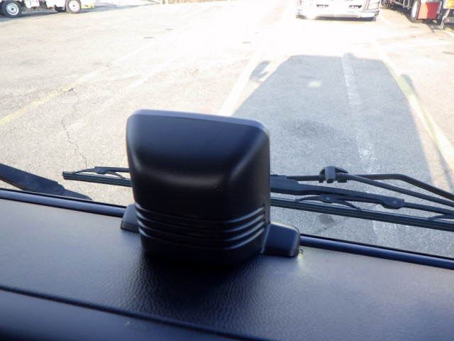 三菱ふそう デリカ 小型 平ボディ（クレーン付） 2PG-FEB90(100261) 17枚目