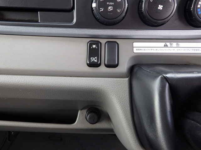 三菱ふそう キャンター 小型 バン 2PG-FEB80(100314) 14枚目