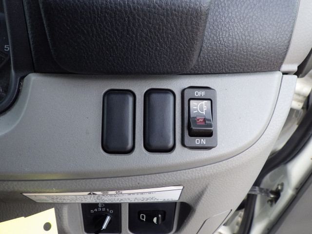 三菱ふそう キャンター 小型 バン 2PG-FEB80(100314) 17枚目