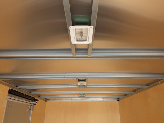 三菱ふそう キャンター 小型 バン 2PG-FEB80(100314) 30枚目