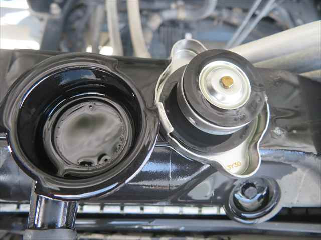 いすゞ フォワード 中型 土砂ダンプ 2RG-FRR90S2(100315) 10枚目