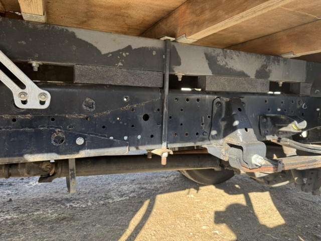 いすゞ エルフ 小型 平ボディ（クレーン付） TRG-NKR85R(100316) 20枚目