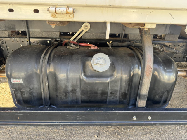 いすゞ エルフ 小型 平ボディ（クレーン付） TRG-NKR85R(100316) 22枚目