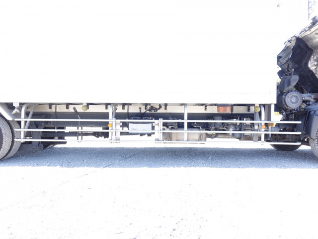 日野 レンジャー 増トン 冷蔵冷凍バン 2KG-GD2ABG(100317) 24枚目