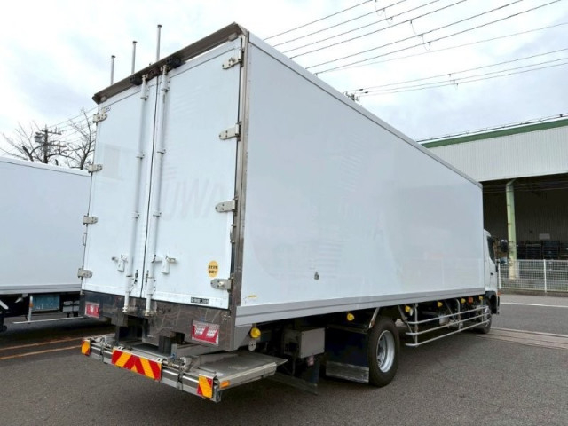 日野 レンジャー 増トン 冷蔵冷凍バン 2PG-FE2ABA(100319) 3枚目