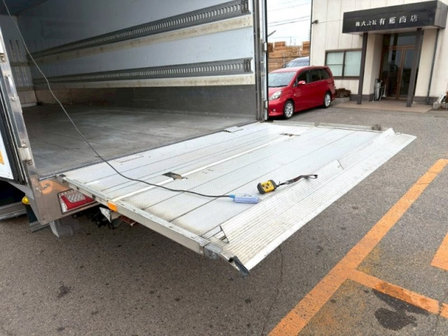 日野 レンジャー 増トン 冷蔵冷凍バン 2PG-FE2ABA(100319) 5枚目