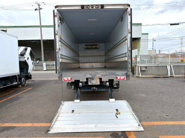 日野 レンジャー 増トン 冷蔵冷凍バン 2PG-FE2ABA(100319) 7枚目