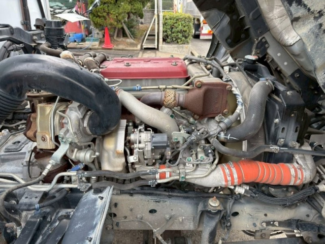 日野 レンジャー 増トン 冷蔵冷凍バン 2PG-FE2ABA(100319) 17枚目