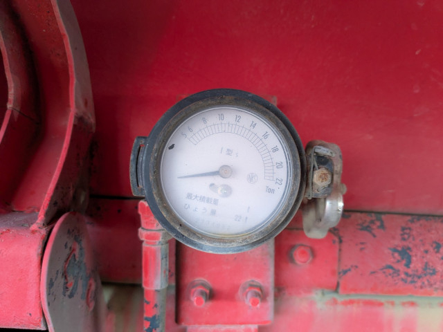 日野 プロフィア 大型 土砂ダンプ 2DG-FS1EJA(100320) 20枚目