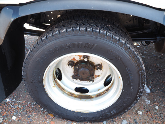 日野 デュトロ 小型 平ボディ（クレーン付） TKG-XZU695M(100321) 28枚目