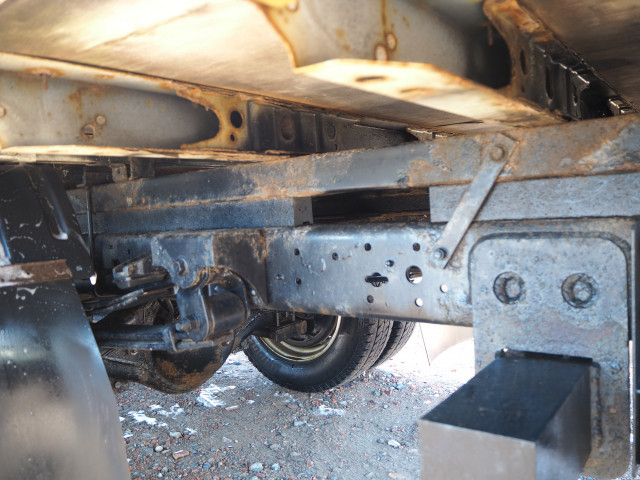 日野 デュトロ 小型 平ボディ（クレーン付） TKG-XZU695M(100321) 30枚目