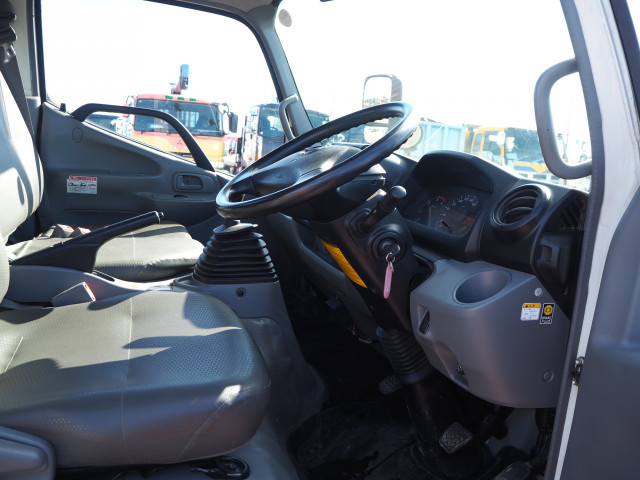 日野 デュトロ 小型 平ボディ（クレーン付） TKG-XZU695M(100321) 44枚目