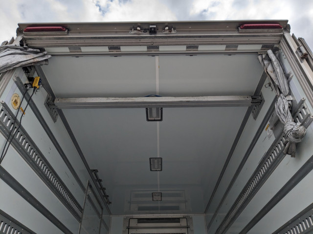 日野 デュトロ 小型 冷蔵冷凍バン TKG-XZU710M(100323) 15枚目