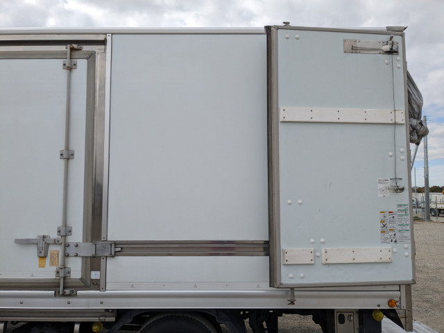 日野 デュトロ 小型 冷蔵冷凍バン TKG-XZU710M(100323) 23枚目