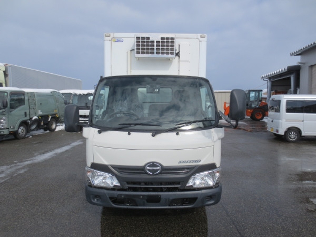 日野 デュトロ 小型 冷蔵冷凍バン TKG-XZC605M(100324) 6枚目