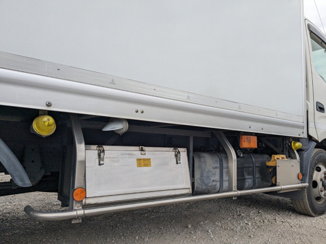 日野 デュトロ 小型 冷蔵冷凍バン TKG-XZU710M(100323) 36枚目