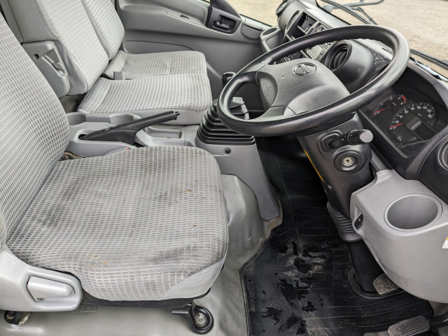 日野 デュトロ 小型 冷蔵冷凍バン TKG-XZU710M(100323) 37枚目