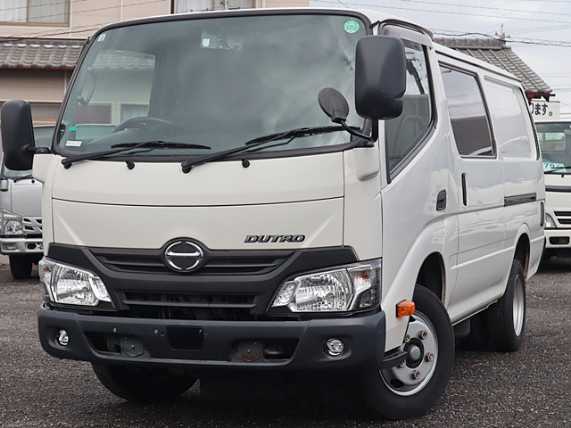 Hino dutro Small Box body TKG-XZC605Y(100325) 1枚目