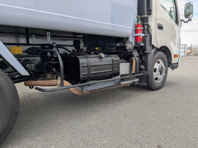 日野 デュトロ 小型 塵芥車（プレス式） TKG-XZU700M(100328) 13枚目