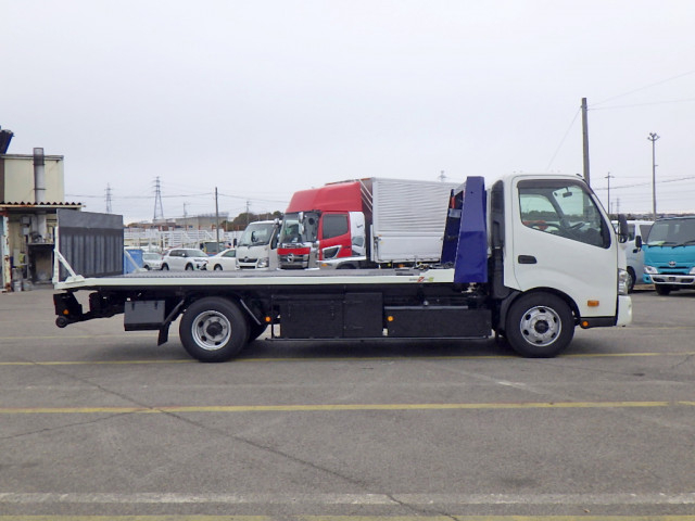 日野 デュトロ 小型 キャリアカー TKG-XZU720M(100330) 5枚目