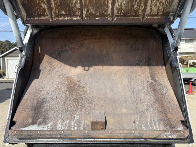 いすゞ エルフ 小型 塵芥車（プレス式） TKG-NPR85YN(100332) 17枚目