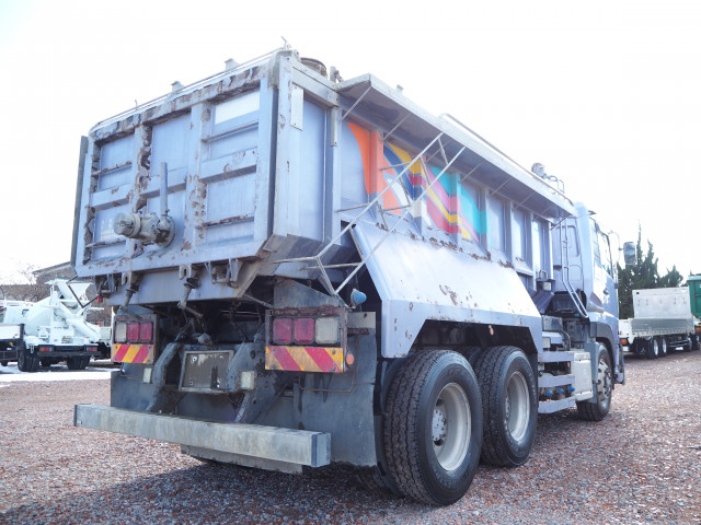 UDトラックス（日産） クオン 大型 土砂ダンプ QKG-CW5XL(100335) 5枚目