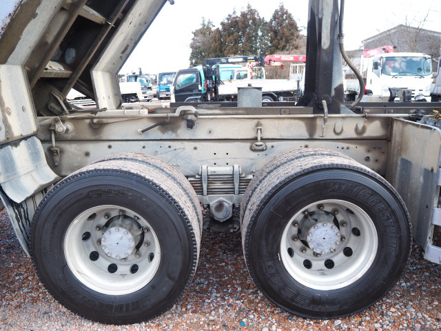 UDトラックス（日産） クオン 大型 土砂ダンプ QKG-CW5XL(100335) 23枚目