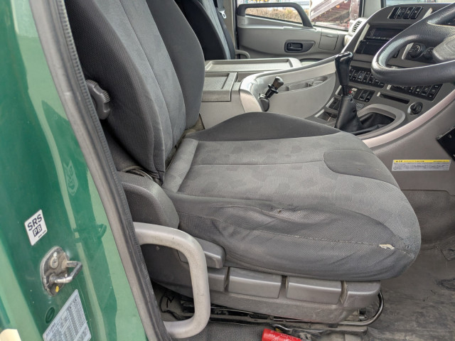 Nissan UD quon Large QKG-CD5ZL(100336) 25枚目