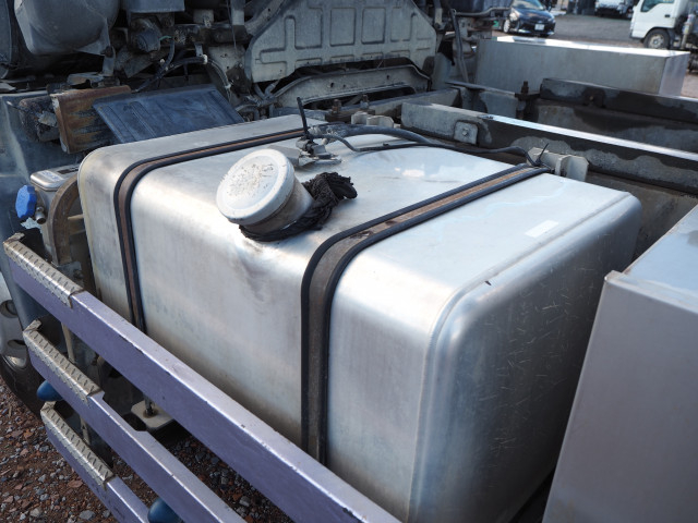 UDトラックス（日産） クオン 大型 土砂ダンプ QKG-CW5XL(100335) 35枚目