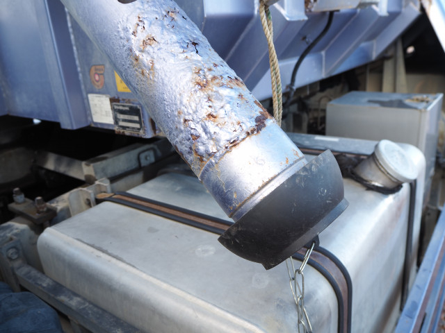 UDトラックス（日産） クオン 大型 土砂ダンプ QKG-CW5XL(100335) 42枚目