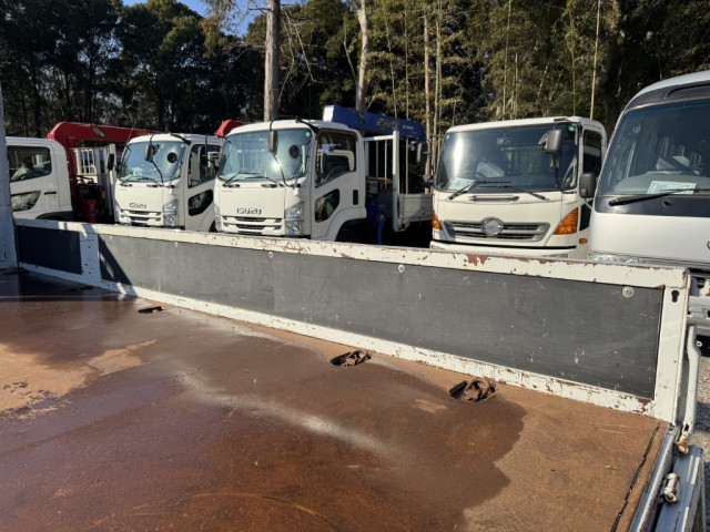 三菱ふそう キャンター 小型 平ボディ（クレーン付） TKG-FEB80(100339) 11枚目