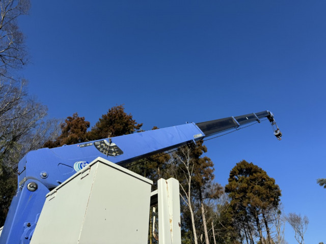 三菱ふそう キャンター 小型 平ボディ（クレーン付） TKG-FEB80(100339) 16枚目