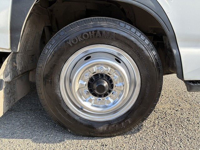 Isuzu elf Small Double cab TPG-NHR85A(100340) 16枚目