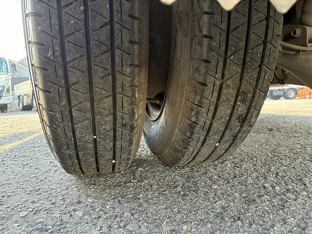 Isuzu elf Small Double cab TPG-NHR85A(100340) 21枚目