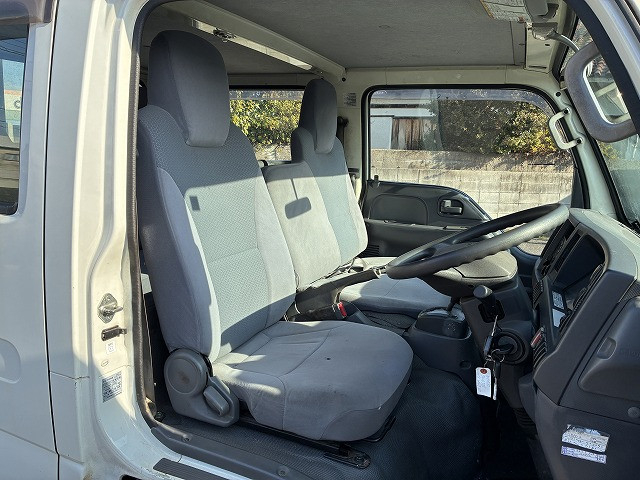 Isuzu elf Small Double cab TPG-NHR85A(100340) 26枚目