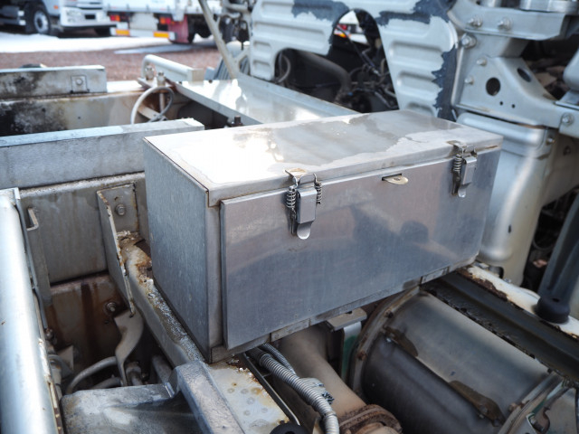 日野 プロフィア 大型 土砂ダンプ QPG-FR1AKDA(100341) 16枚目