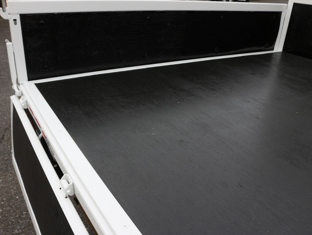 いすゞ エルフ 小型 Wキャブ TRG-NJR85A(100343) 11枚目