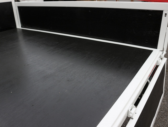 いすゞ エルフ 小型 Wキャブ TRG-NJR85A(100343) 12枚目