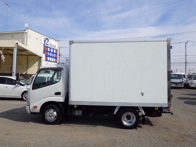 日野 デュトロ 小型 保冷バン TKG-XZU605M(100344) 3枚目