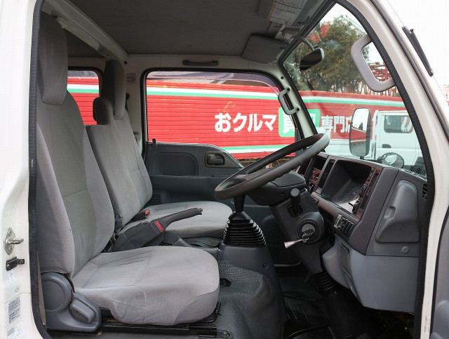 いすゞ エルフ 小型 Wキャブ TRG-NJR85A(100343) 28枚目