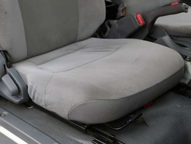 いすゞ エルフ 小型 Wキャブ TRG-NJR85A(100343) 30枚目