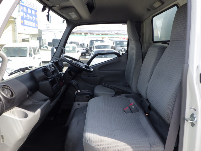 日野 デュトロ 小型 保冷バン TKG-XZU605M(100344) 8枚目