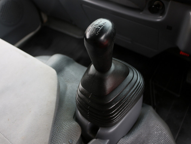 いすゞ エルフ 小型 Wキャブ TRG-NJR85A(100343) 33枚目