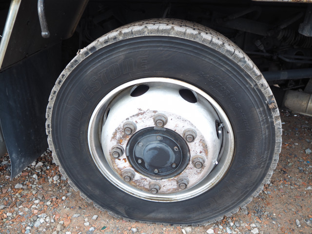 UDトラックス（日産） クオン 大型 平ボディ QKG-CG5ZA(100346) 16枚目